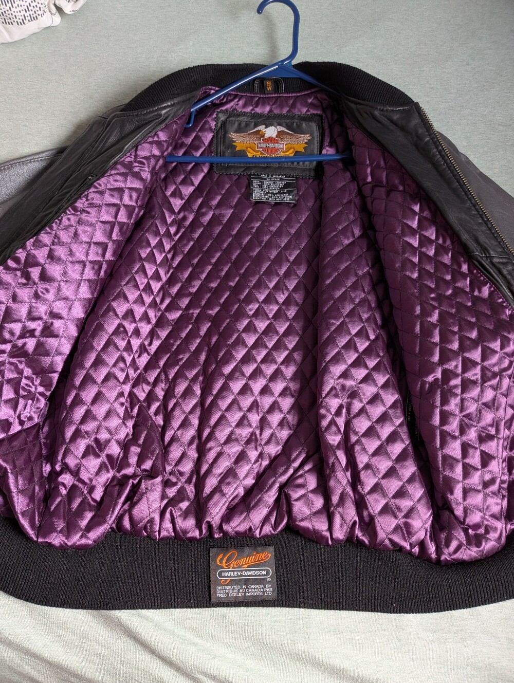 Vintage Harley-Davidson Women's Studded Black And Purple Leather Jacket - Picture 4 of 6